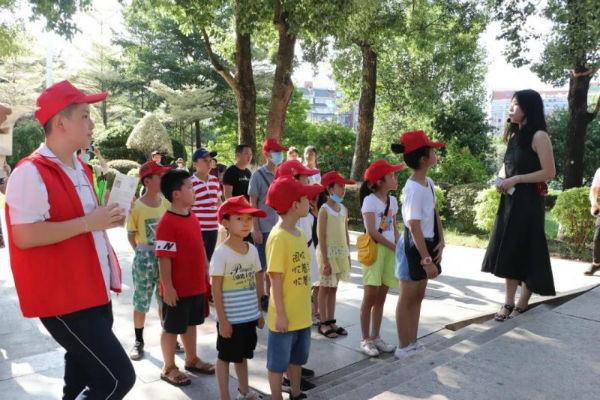 东湖小区社区居委会最新交通动态报道